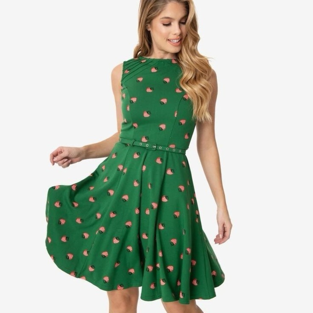 Unique Vintage X GB Gwynnie Bee Strawberry Green Fit-And-Flare Dress, XS